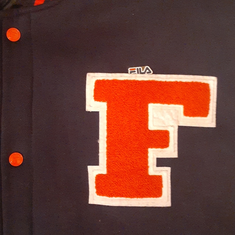 Fila - Picture 2 of 2